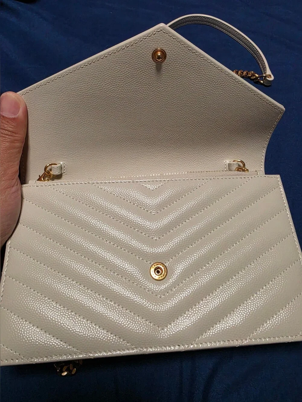 YSL CASSANDRE ENVELOPE CHAIN WALLET IN GRAIN DE POUDRE LEATHER WHITE